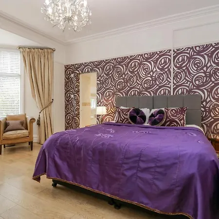 Dene House Daire *